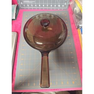 Vintage Corning Vision Ware 1.5 L Amber Glass Pot Sauce Pan & Lid Needs Cleaning
